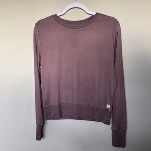 Vuori Women's Long Sleeve Top in Huckleberry